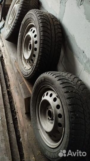 Bridgestone 613V 195/60 R15