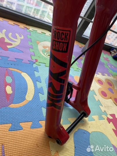 Вилка Rockshox lyrik 29