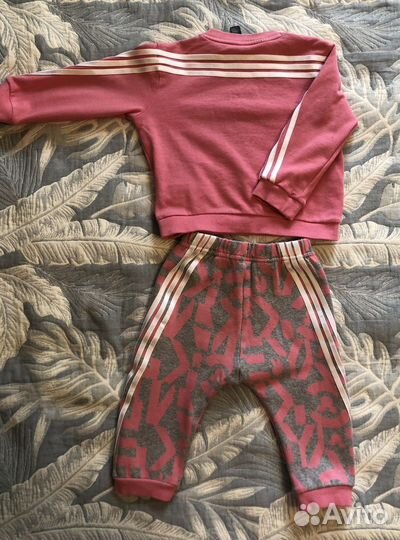 Спортивный костюм adidas для девочек 80