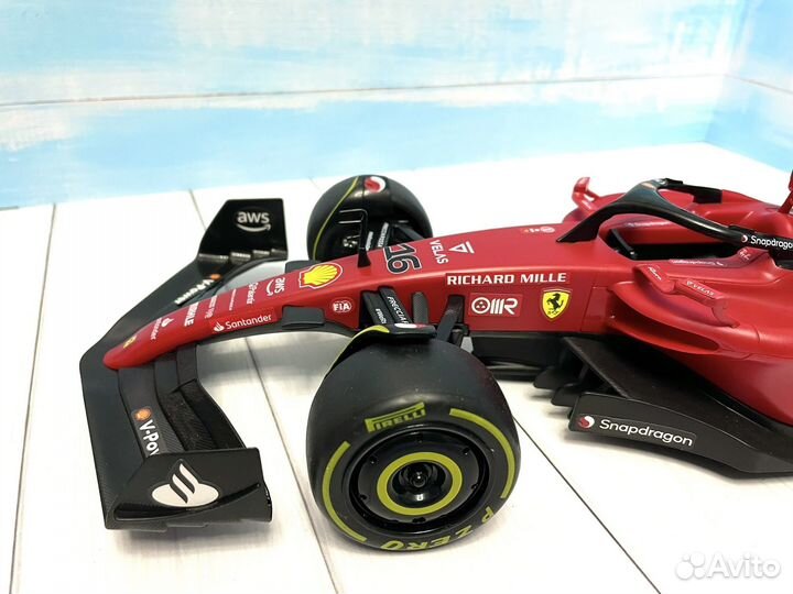 Formula 1 Ferrari F1 1:12 действующая модель