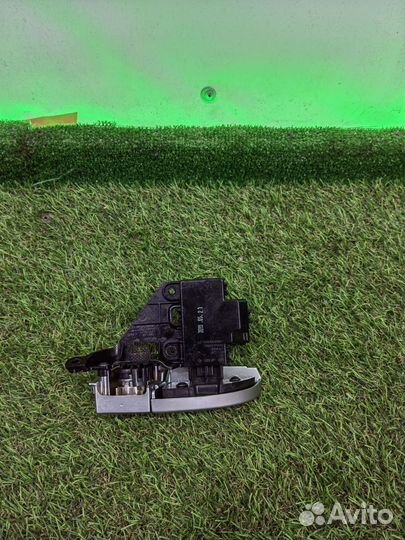 Кнопка бардачка Kia Sorento 3 prime