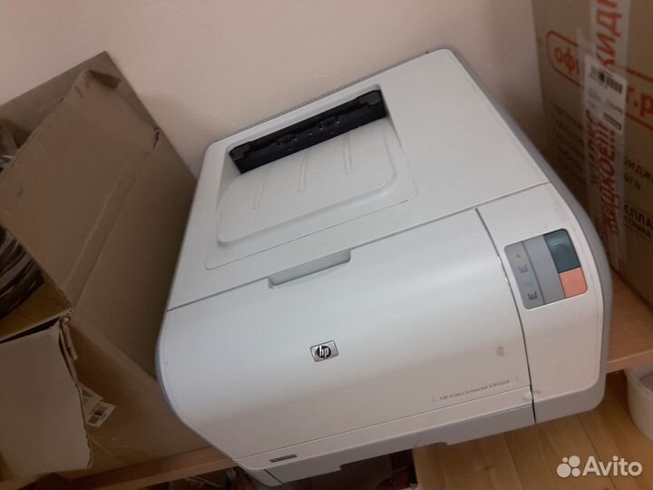 Принтер HP color Laser jet cp1215