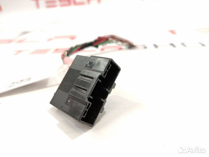 Разъем (фишка) проводки Tesla Model S рест. 2018