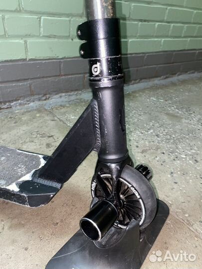 Трюковой самокат