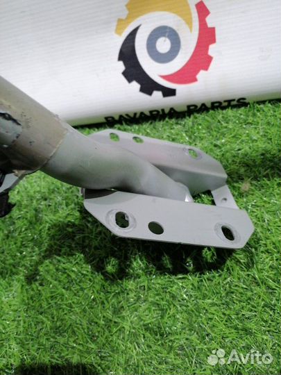 Петля крышки багажника правая Audi A5 8T 3.2 2008