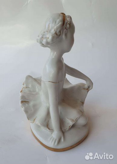 Фарфоровая статуэтка Юная балерина Машенька