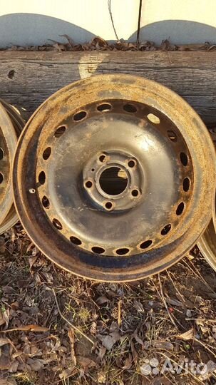 Диски Nissan оригинал R16 40300EY10A