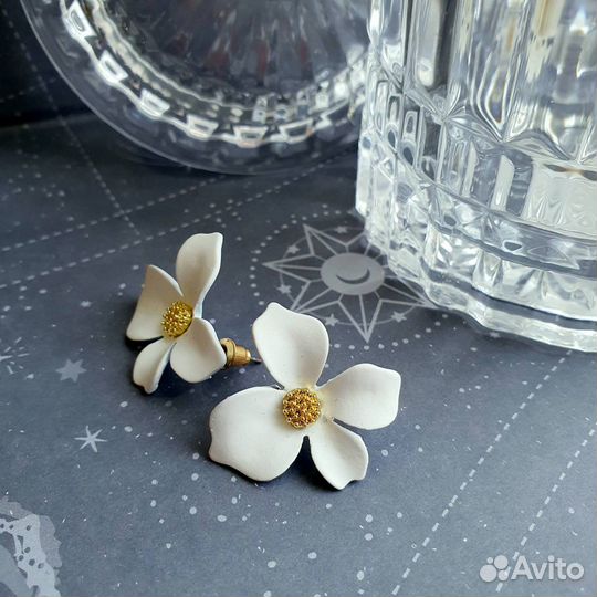 Серьги женские, цветы