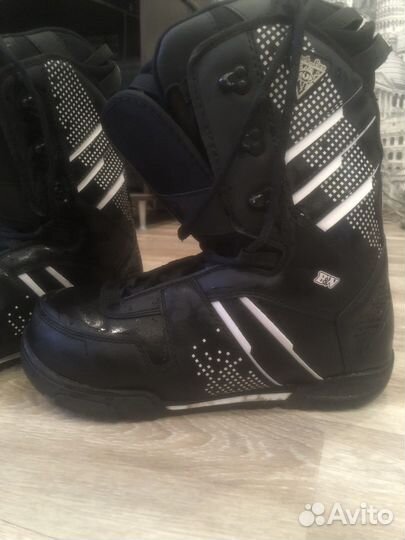 Сноубордические ботинки