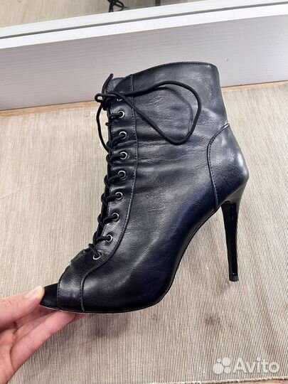 Ботильоны 39 натуральная кожа