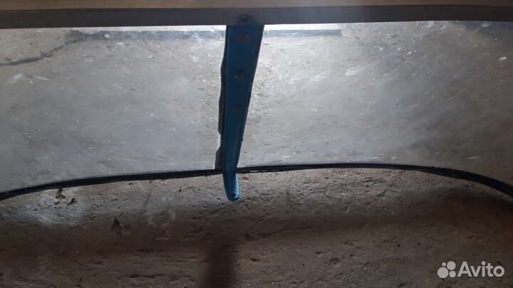 Ветровое стекло на казанку 5м