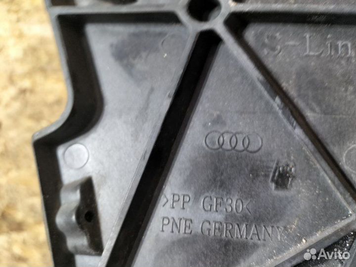 Кронштейн Audi Q5 I 8R cdnc 2011