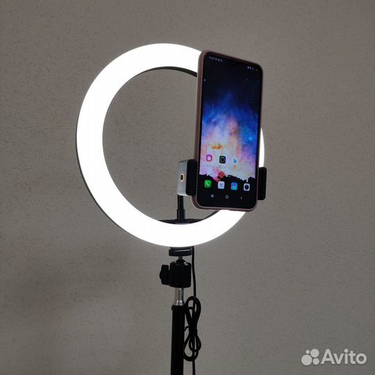 Кольцевая лампа для селфи 26 см