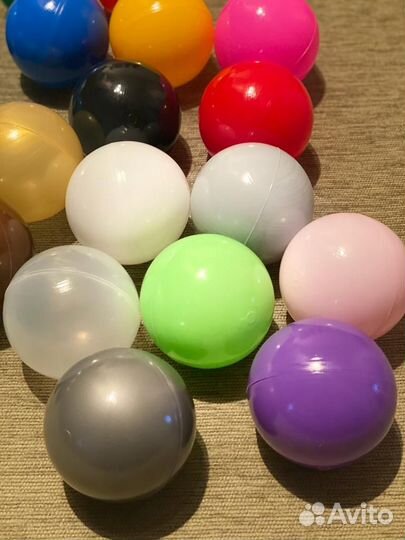 Разноцветные шарики для детей