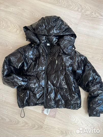 Лаковая куртка