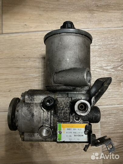 Насос гур Mercedes Benz 8691900503