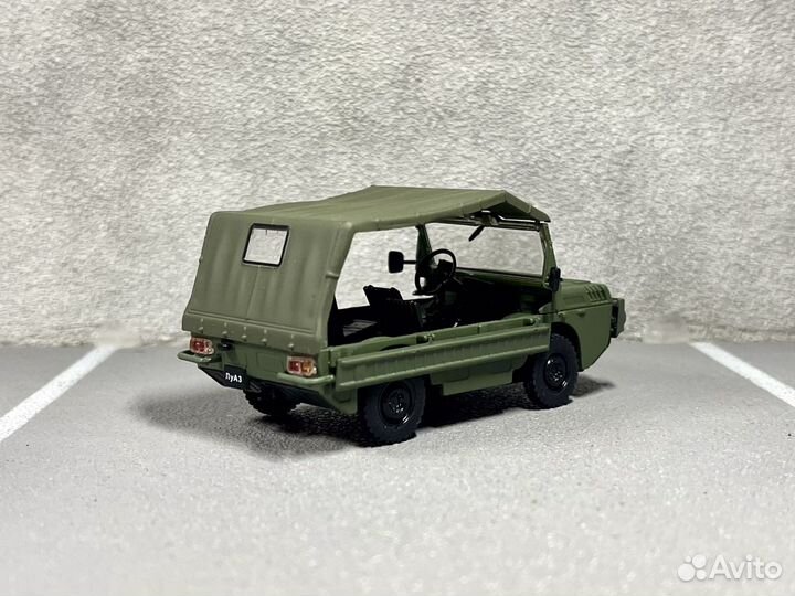 Коллекционная модель луаз-967М 1:43 DeA