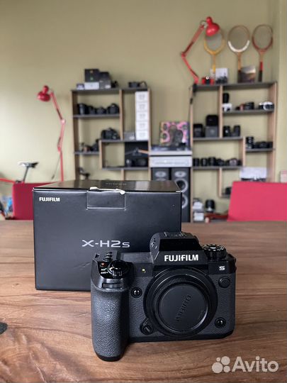 Fujifilm X-H2s