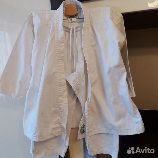 Костюм для карате (кимоно)