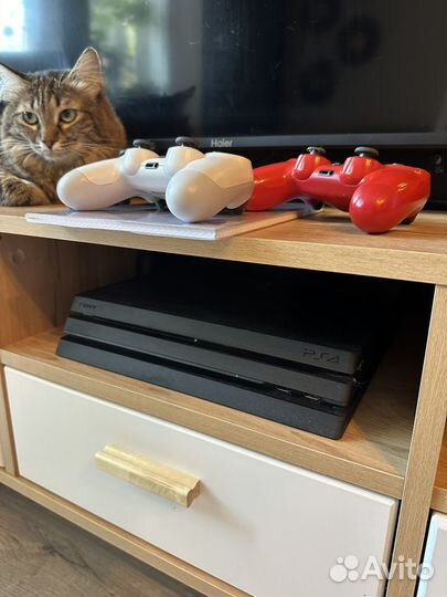 Sony playstation 4 pro 1tb