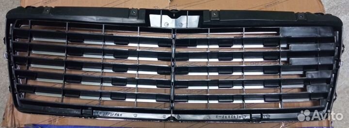 Решётка радиатора (13 полос) MB210 95-1999