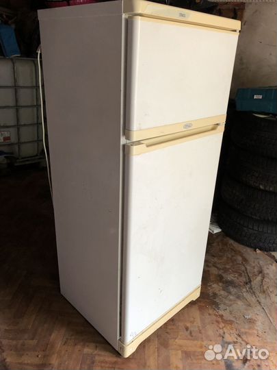 Холодильник бу стинол