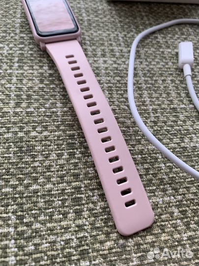 Смарт часы Honor WatchES