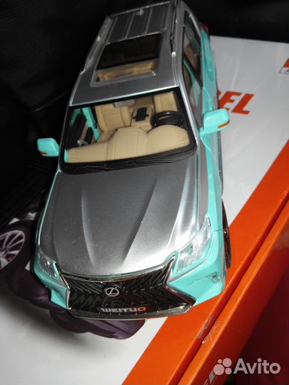 Lexus Sportplus 1:18. Lamborghini Sian FKP