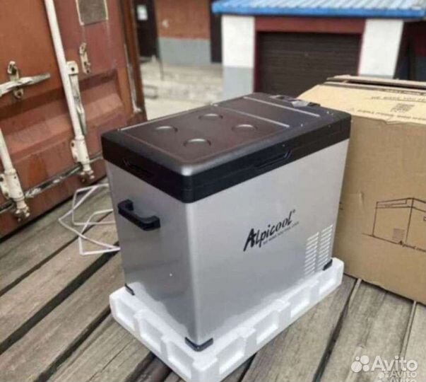 Автохолодильник компрессорный Alpicool C40