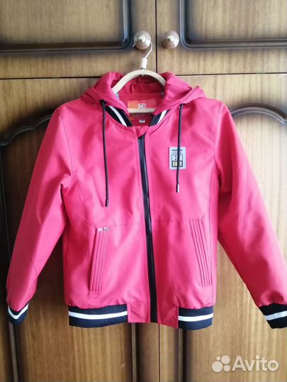 Ветровка для мальчика новая 134