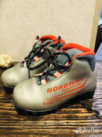 Лыжные ботинки детские