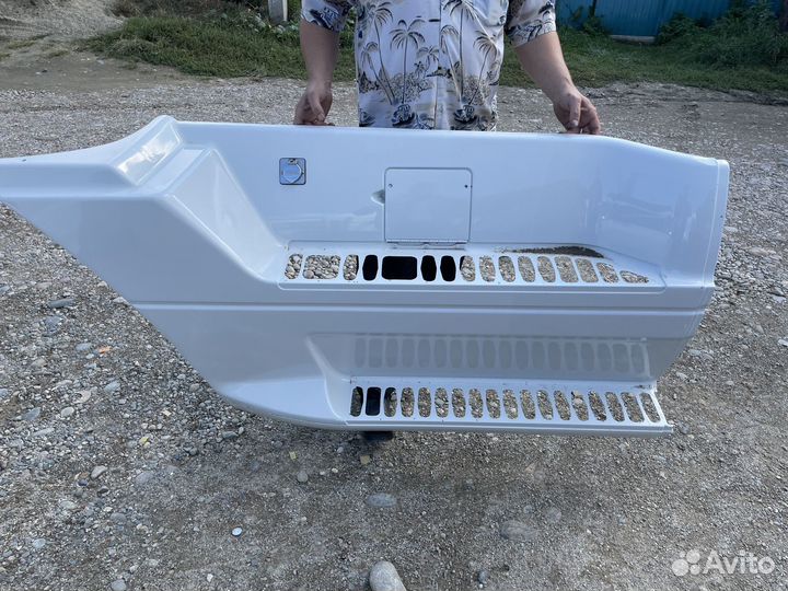 Freightliner. Боковые спойлера