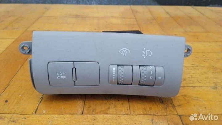 Блок управления освещением Kia Ceed 2007