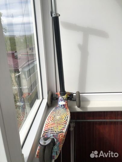 Самокат 3-хколесный Scooter(скутер)со свет. кол