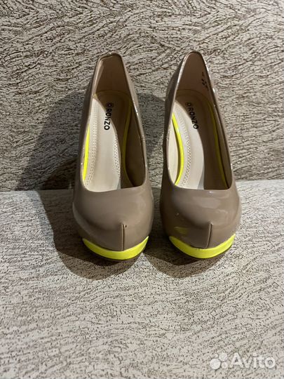 Туфли на платформе 37