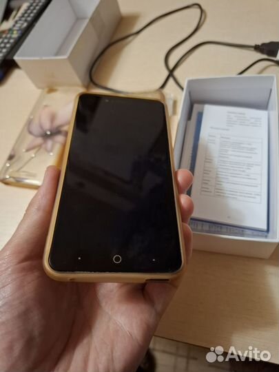 ZTE Blade A610, 2/16 ГБ