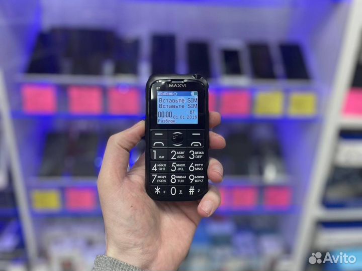 Телефон Maxvi B7
