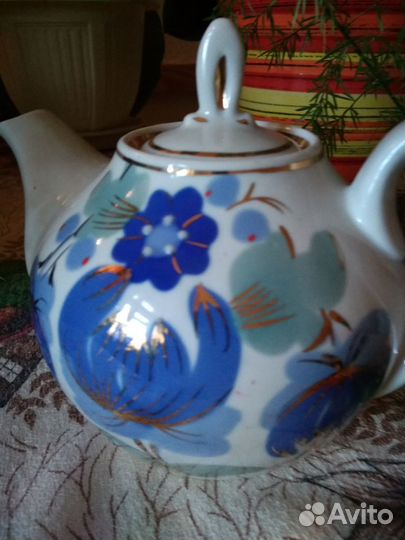 Чайники заварочные, молочник, сахарницы