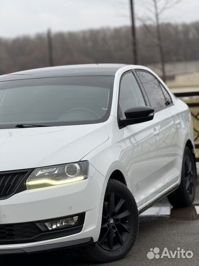 Skoda Rapid 1.6 AT, 2018, 64 200 км