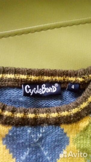 Джемпер очень стильный