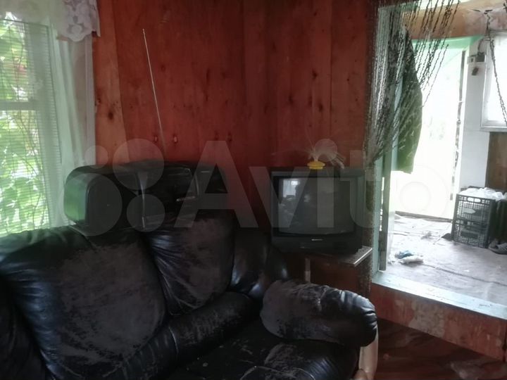 Дом 35 м² на участке 7 сот.