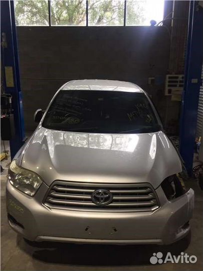 Разбор на запчасти Toyota Highlander 2