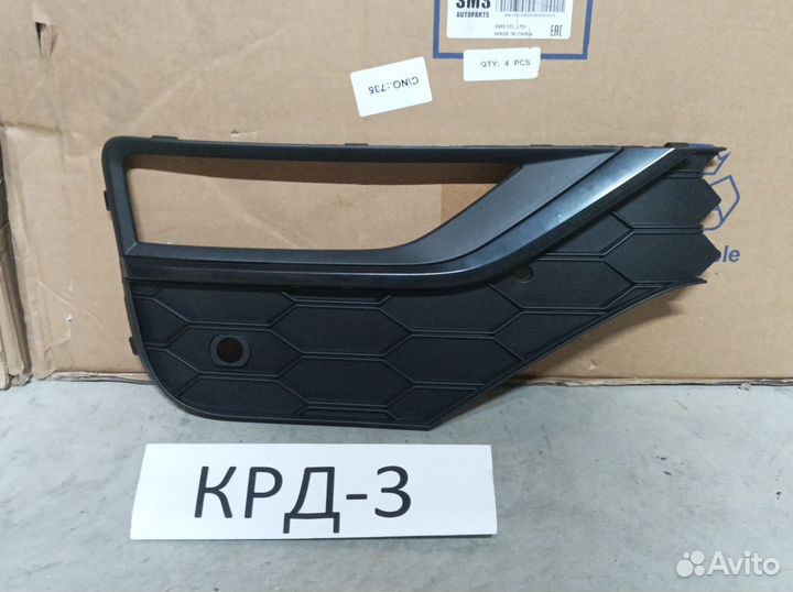 Окантовка птф правая Volkswagen Amarok 2 на 2010