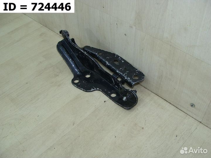 Петля капота правая SsangYong Kyron