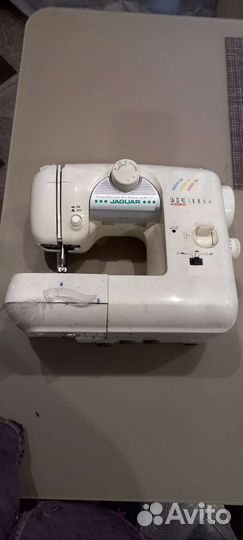 Швейная машина Jaguar