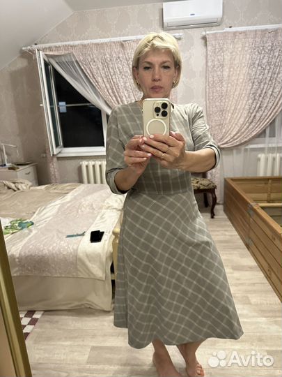 Платье женское 44 46