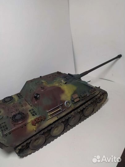 Готовая модель танка ягдпантера 1:25