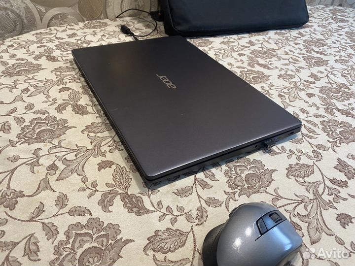 Ноутбук asus