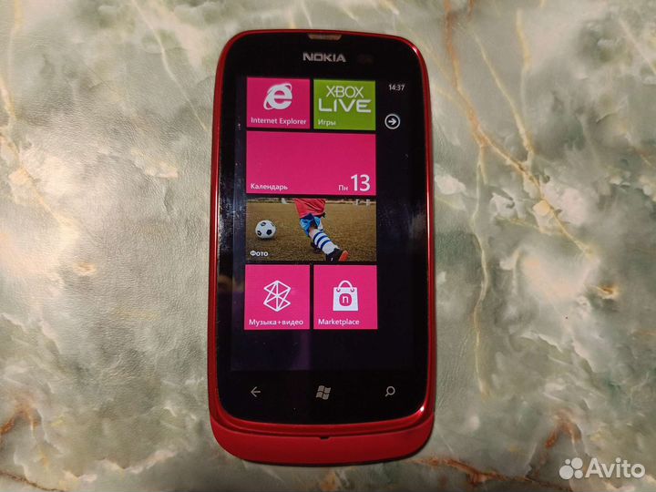 Nokia lumia 610