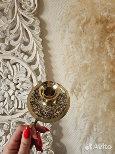 Подсвечник с ручкой латунь